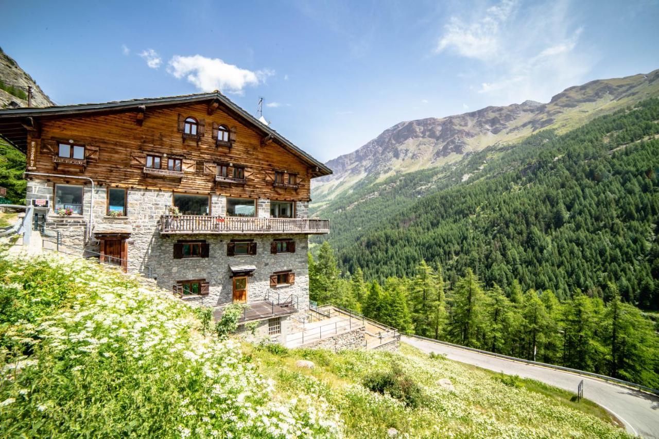 Hotel & Restaurant Perret - Mountain People Valgrisenche Luaran gambar