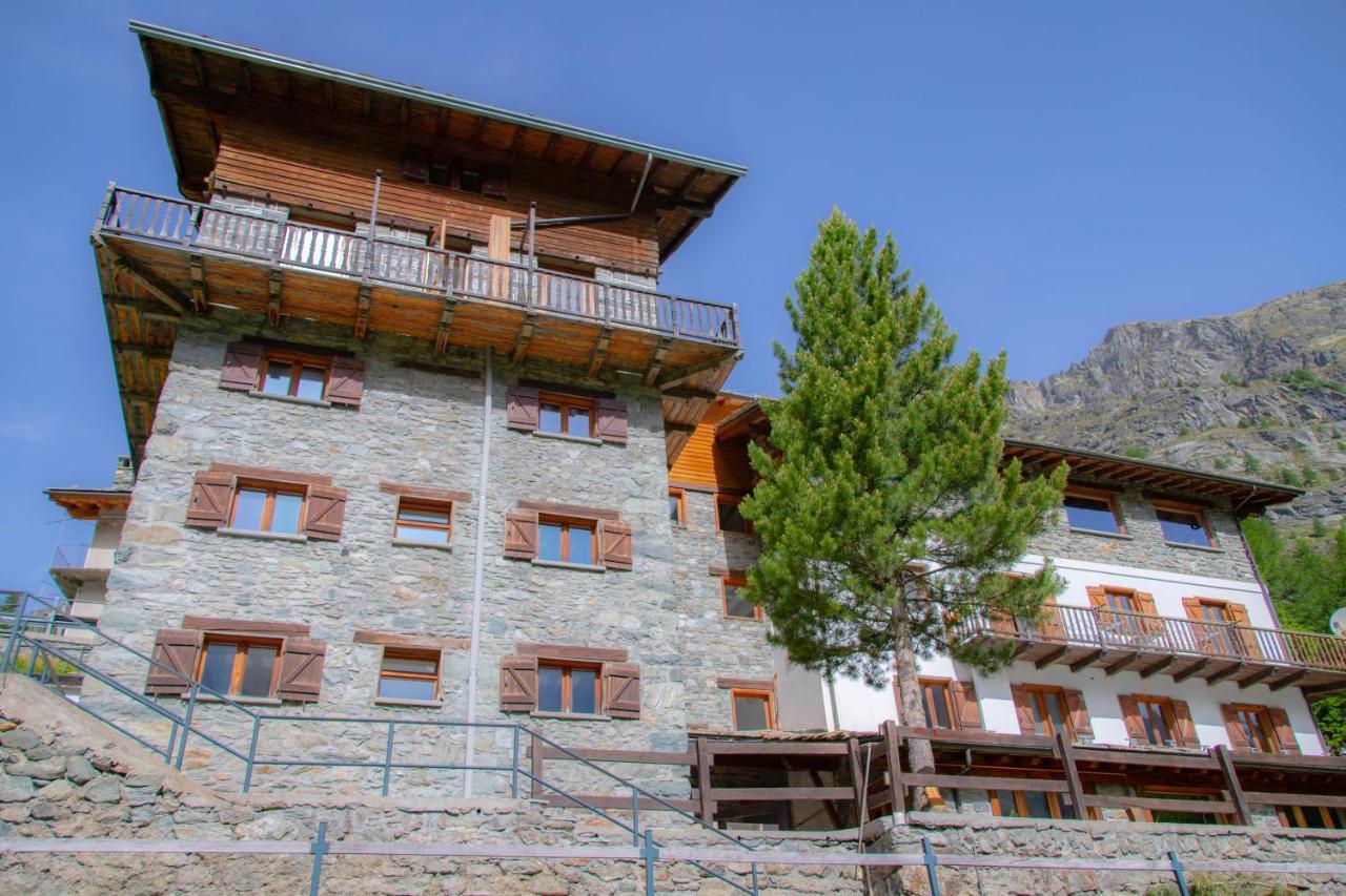 Hotel & Restaurant Perret - Mountain People Valgrisenche Luaran gambar