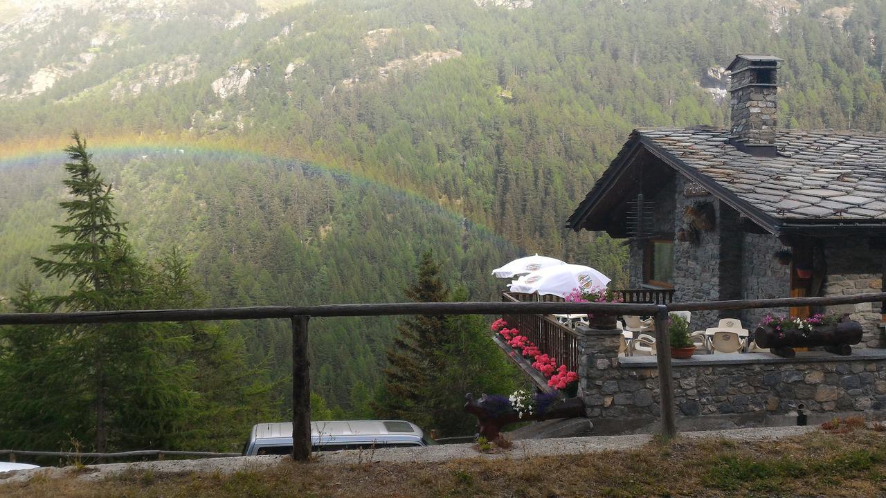 Hotel & Restaurant Perret - Mountain People Valgrisenche Luaran gambar